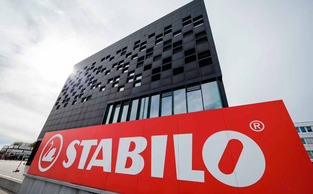 Schwan-Stabilo, Núremberg, industria alemana, Horst Brinkmann, digitalización, Heroldsberg, industria bolígrafos alemana, Faber-Castell Núremberg, Staedtler cierre plantas, Pelikan despidos Alemania, fabricantes instrumentos escritura, crisis manufactura alemana, digitalización industria bolígrafos, competencia china bolígrafos, Horst Brinkmann Stabilo