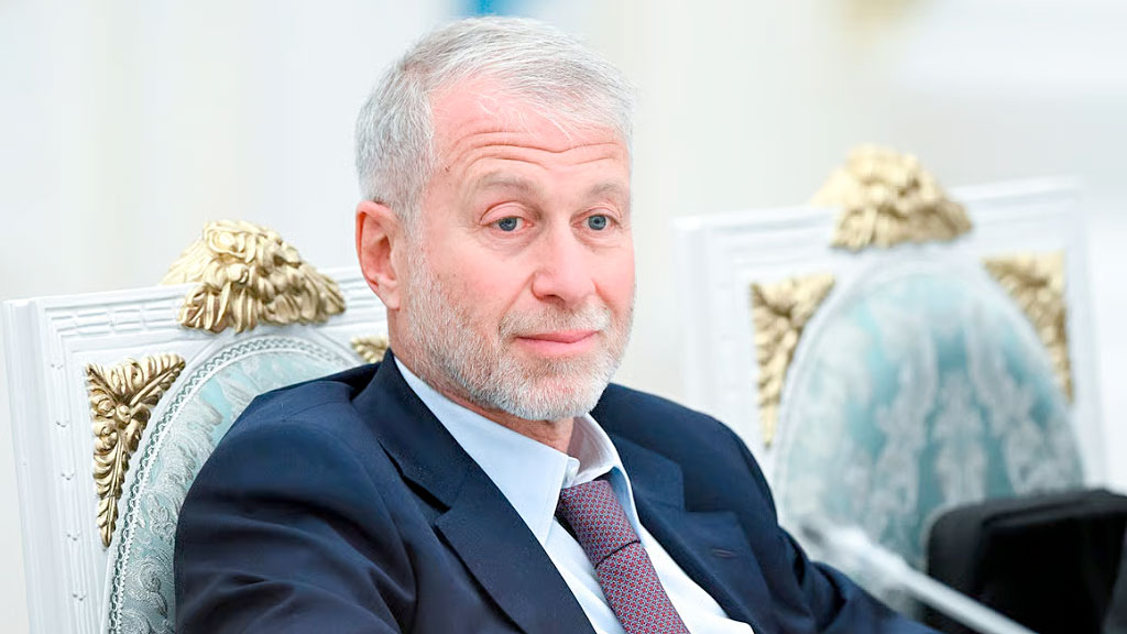 Deutsche Bank, Christian Sewing, Fráncfort, lavado de dinero Alemania, Fiscalía Fráncfort, Roman Abramovich, banca alemana, allanamiento Deutsche Bank, beneficios Deutsche Bank 2025, Bafin supervisión, banco alemán investigación