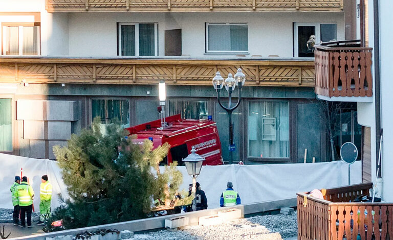 Crans-Montana, incendio, Valais, tragedia en Suiza, incendio en bar de esquí, bar Le Constellation, víctimas incendio Suiza, Año Nuevo en Crans-Montana, flashover incendio, heridos graves incendio Suiza, investigación incendio Suiza, seguridad en locales cerrados, turistas extranjeros Suiza