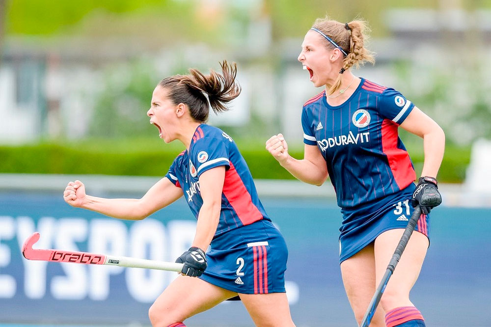 Lucina Von der Heyde, Las Leonas, selección alemana de hockey, hockey femenino argentino, Mannheimer HC, Bundesliga hockey, hockey argentino en Europa, Misiones deportes, FIH mejor jugadora, Confederación Argentina de Hockey