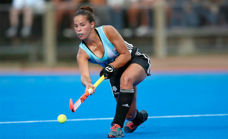 Lucina Von der Heyde, Las Leonas, selección alemana de hockey, hockey femenino argentino, Mannheimer HC, Bundesliga hockey, hockey argentino en Europa, Misiones deportes, FIH mejor jugadora, Confederación Argentina de Hockey