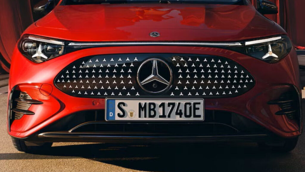 Mercedes-Benz CLA, Car of the Year, Auto del Año