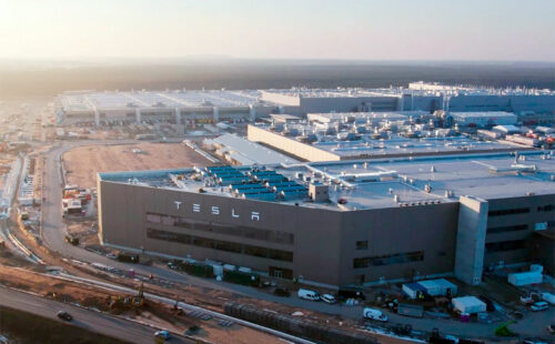 Tesla, autos eléctricos, Alemania, fábrica Tesla Grünheide, producción Tesla 2026, mercado autos eléctricos Alemania, Gigafactory Berlín Brandeburgo, ventas Tesla Alemania, inversión industrial Tesla, empleo industrial Alemania