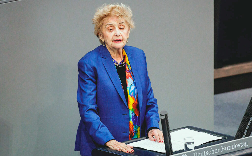 Tova Friedman, Bundestag, Auschwitz-Birkenau, sobreviviente Auschwitz, Holocausto Alemania, antisemitismo actual, Día Recuerdo Holocausto, Julia Klöckner, testigo Holocausto, campo exterminio nazi, memoria Holocausto, discurso Bundestag 2026, TikTok Holocausto