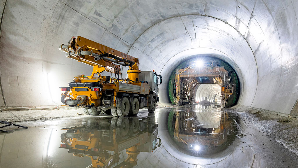 Túnel de Base del Brennero, Tribunal de Cuentas Europeo, infraestructura de transporte, retrasos en megaproyectos, sobrecostos UE, transporte ferroviario alpino, Austria Italia, Tribunal de Cuentas Europeo, conexión transalpina