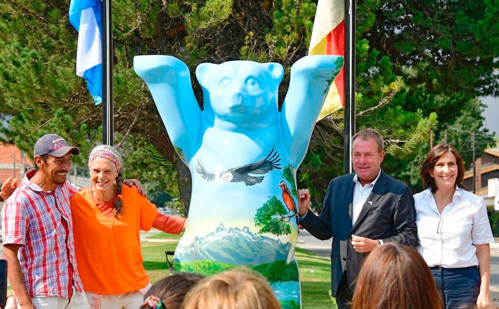 Esquel, Buddy Bär, Embajador Alemania, Dieter Lamlé, colectividad alemana, Chubut Patagonia, 200 años amistad, Plazoleta Alemanes, Gimnasio Alemán Esquel, JungesNetzwerk