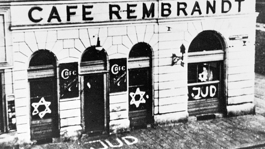 Adolf Hitler, Braunau am Inn, Austria, casa natal Hitler comisaría Braunau am Inn, casa Hitler Austria policía, Braunau am Inn Adolf Hitler, casa natal Hitler reconversión, memoria histórica Austria nazismo, ministerio interior Austria Hitler, neonazis Braunau am Inn