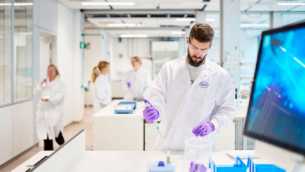 Roche, Penzberg, centro de diagnóstico, Baviera, test Alzheimer sangre, Penzberg Alemania Europa, innovación médica, diagnóstico temprano, inversión farmacéutica, biotecnología Alemania, investigación biomédica, Roche 300 millones euros