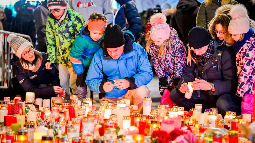 Tahirys Dos Santos, Crans-Montana, FC Metz, bar Constellation tragedia, futbolista sobreviviente incendio, Año Nuevo Suiza 2026, quemaduras 30% cuerpo, tragedia resort suizo, FC Metz defensor, Coline pareja Dos Santos, incendio bar Suiza víctimas