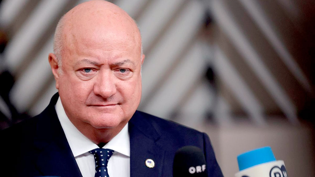 petróleo, estrecho de Ormuz, Austria, precio combustible Austria 2025, estrecho de Ormuz cierre, crisis petróleo Austria Ormuz, modelo croata precio combustible, reservas estratégicas petróleo AIE, Irán bloqueo Ormuz, precio diésel Austria, tope precio nafta Europa, crisis energética Europa 2025, Aramco crisis petróleo