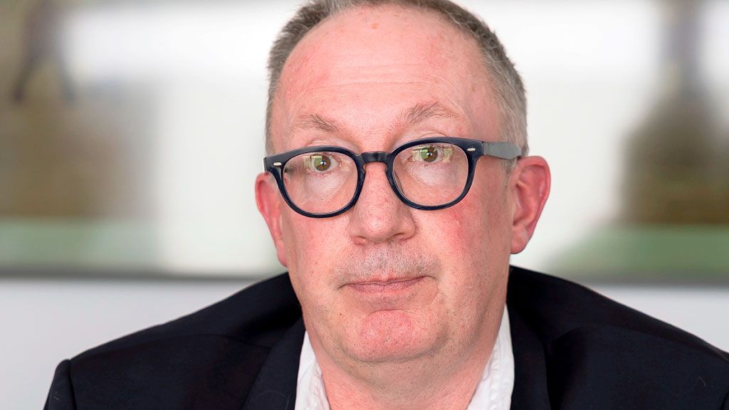 incendio, Crans-Montana, Nicolas Féraud, imputados, Le Constellation incendio Suiza, Nicolas Féraud imputado, tragedia Crans-Montana 41 muertos, fiscalía Valais investigación, incendio boliche Suiza 2026, Crans-Montana renuncia intendente, Kevin Barras imputado Valais