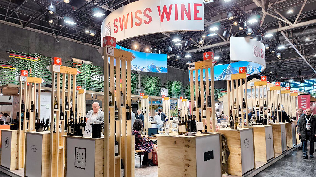 industria vitivinícola, cantón del Valais, suiza, viticultura Suiza crisis, viñedos Suiza arranque, consumo vino Suiza caída, bodega Schenk Suiza, vino Valais Vaud crisis, industria vitivinícola Suiza, vino argentino consumo caída