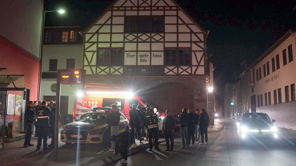 Meteorito, Koblenz, ESA, Alemania, impacto meteorito Renania-Palatinado, meteorito techo Koblenz 2026, NASA ESA asteroides monitoreo, cazadores meteoritos Alemania, fragmentos meteorito valor, Dieter Heinlein DLR meteorito, alarma Europa conflicto bélico
