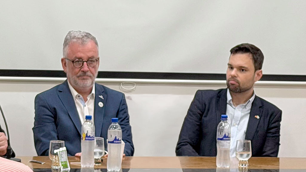 Sommertreffen, Esperanza, Santa Fe, Bernd Fabritius, Comunidad argentino-alemana, Stiftung Verbundenheit, FAAG, Comisionado del Gobierno Federal para los Asuntos de los Repatriados y las Minorías Nacionales, Gabriel Podevils, Alfonso Alderete, Asociación Alemana de Esperanza