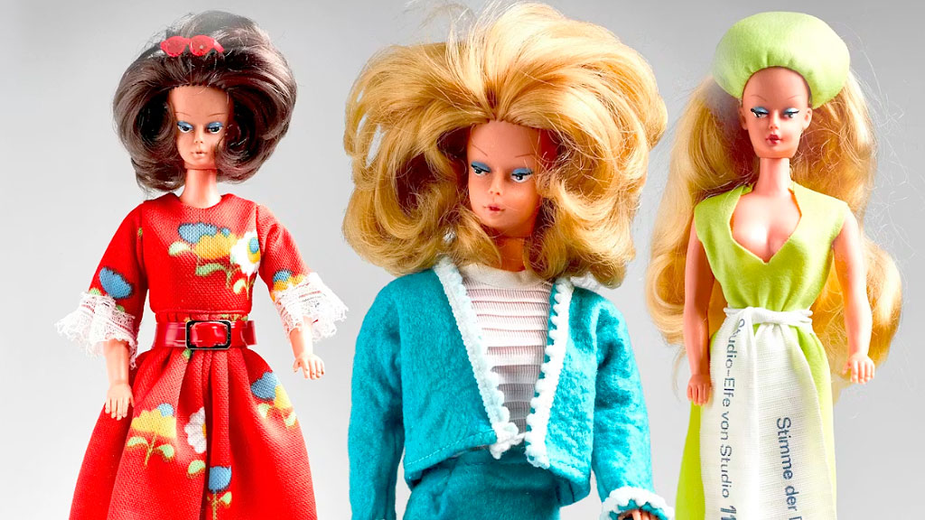 Steffi, República Democrática Alemana, Barbie de Mattel, Steffi muñeca RDA, Steffi 60 años, muñeca Alemania Oriental, juguetes RDA colección, Steffi precio coleccionismo, VEB Puppenfabrik Biggi, Waltershausen Turingia juguetes, Ostalgie muñecas, Steffi vs Barbie, DDR juguetes valor