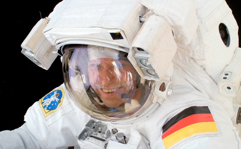 Thomas Reiter, Estación espacial Mir, ESA, Mir desorbitación 2001 aniversario, Thomas Reiter astronauta alemán ESA, misión Euromir 95 Mir, estación espacial Mir historia, Thomas Reiter DLR vida actual, exploración espacial europea Mir ISS, primer astronauta alemán caminata espacial