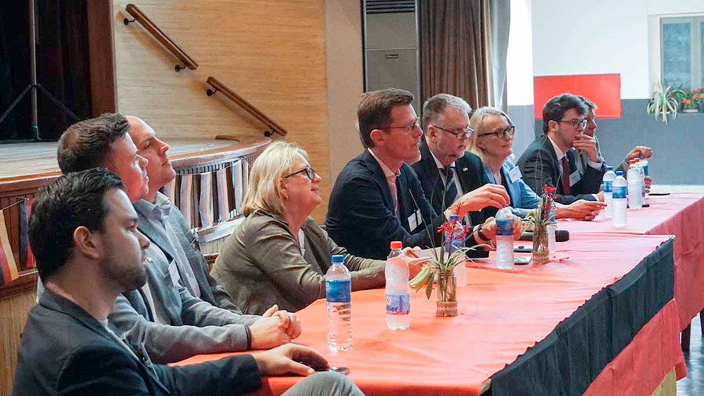 FAAG, Stiftung Verbundenheit, Bernd Fabritius, Ministerio Federal del Interior de Alemania, asociaciones argentino-alemanas, Deutscher Verein Marienheim, Holmbergschule Quilmes, Club Jahnheide, Centro Ana Frank Buenos Aires, #JungesNetzwerk, Cámara Argentino-Alemana AHK, Germán Lehrke, Marco Just Quiles, comunidad alemana Argentina