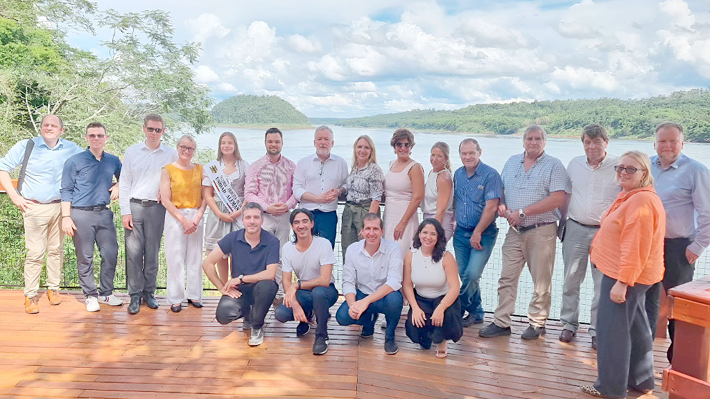 Bernd Fabritius, Misiones, Alemania, Argentina, Stiftung Verbundenheit, FAAG, Alem, Oberá, Montecarlo, Eldorado, comunidad alemana de Misiones, asociaciones argentino-germanas, Germán Lehrke, Dr. Marco Just Quiles, Silvia Saenger, Ulises Morel, Gabriel Podevils, Sara Carolina Butvilofsky