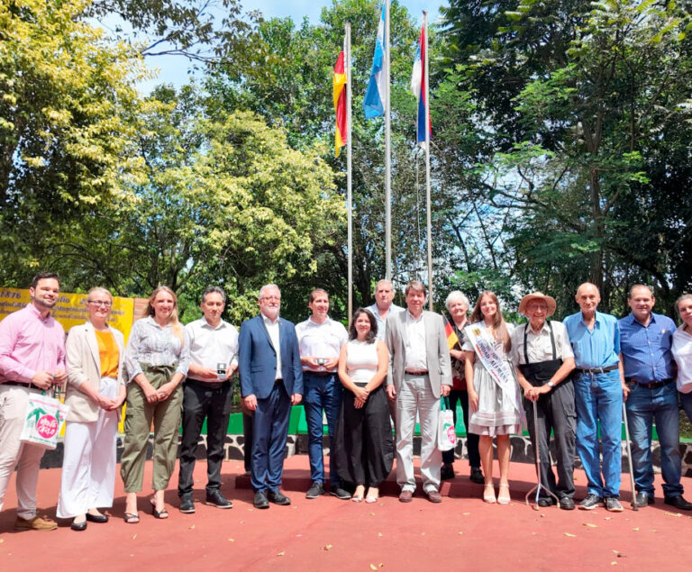 Bernd Fabritius, Misiones, Alemania, Argentina, Stiftung Verbundenheit, FAAG, Alem, Oberá, Montecarlo, Eldorado, comunidad alemana de Misiones, asociaciones argentino-germanas, Germán Lehrke, Dr. Marco Just Quiles, Silvia Saenger, Ulises Morel, Gabriel Podevils, Sara Carolina Butvilofsky