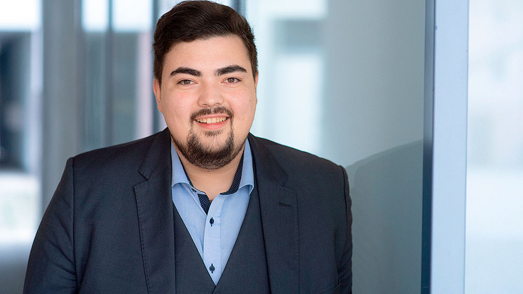 Boris Pistorius, Bundeswehr, Estrategia Militar alemana, 460.000 soldados, ejército convencional más fuerte de Europa, Rusia amenaza OTAN, Alemania rearme, Wehrdienst servicio militar voluntario, conscripción parcial Alemania, Fähigkeitsprofil Bundeswehr, defensa Alemania 2026, Thomas Erndl CSU, Niklas Wagener Verdes, guerra híbrida Rusia, disuasión nuclear OTAN