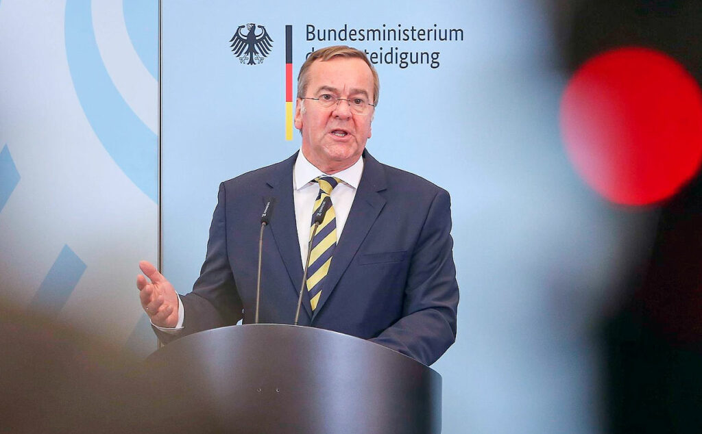 Boris Pistorius, Bundeswehr, Estrategia Militar alemana, 460.000 soldados, ejército convencional más fuerte de Europa, Rusia amenaza OTAN, Alemania rearme, Wehrdienst servicio militar voluntario, conscripción parcial Alemania, Fähigkeitsprofil Bundeswehr, defensa Alemania 2026, Thomas Erndl CSU, Niklas Wagener Verdes, guerra híbrida Rusia, disuasión nuclear OTAN