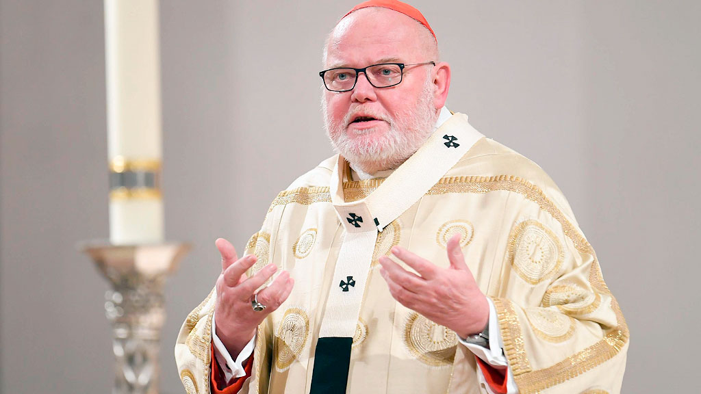 Cardenal Reinhard Marx, Iglesia católica alemana, Camino Sinodal, arzobispo de Múnich y Freising, bendición parejas mismo sexo Iglesia católica, Fiducia supplicans, Conferencia Episcopal Alemana, DBK, ZdK, Queerpastoral Múnich, Wolfgang Rothe, Georg Bätzing, papa León XIV