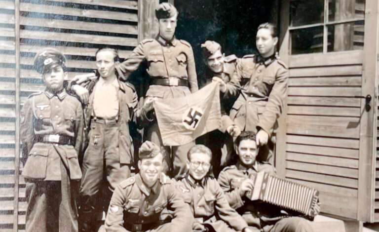 NSDAP, National Archives, nazismo, Archivo NSDAP online, Ficha NSDAP, Miembros del partido nazi, Archivo Nacional Estados Unidos, Bundesarchiv, Historia familiar nazismo, Desnazificación Alemania