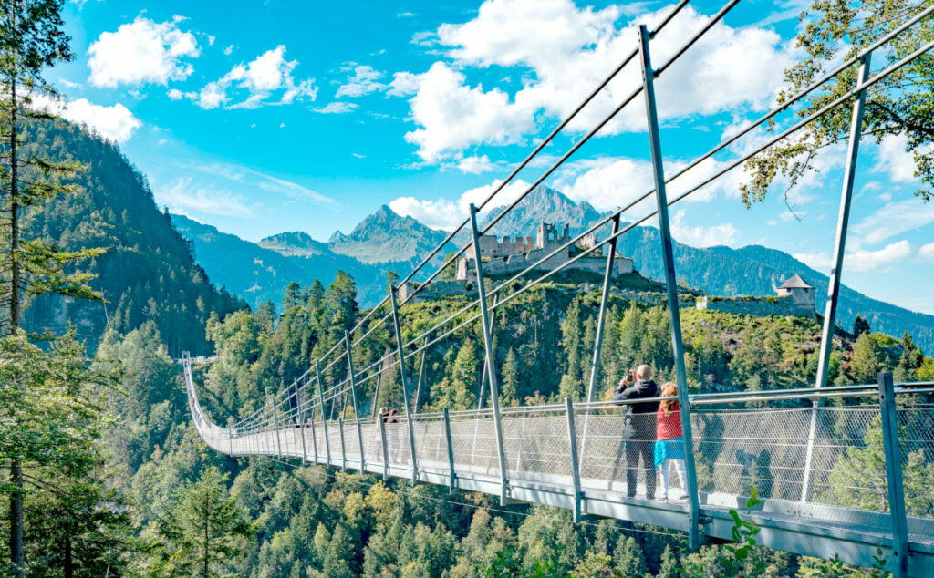 Highline 179, Tirol , Castillo Ehrenberg, puente colgante, Austria, Alpes, Highline 179 Tirol, puente colgante Austria, puente tibetano Reutte, castillo Ehrenberg Tirol, turismo aventura Austria, puente peatonal más largo, Tirol que visitar, puente Guinness récord Austria, viaje Tirol invierno, turismo Alpes austriacos