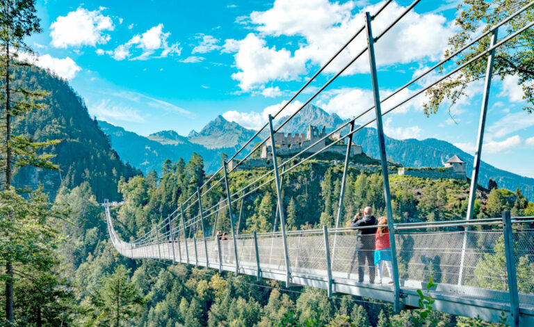 Highline 179, Tirol , Castillo Ehrenberg, puente colgante, Austria, Alpes, Highline 179 Tirol, puente colgante Austria, puente tibetano Reutte, castillo Ehrenberg Tirol, turismo aventura Austria, puente peatonal más largo, Tirol que visitar, puente Guinness récord Austria, viaje Tirol invierno, turismo Alpes austriacos