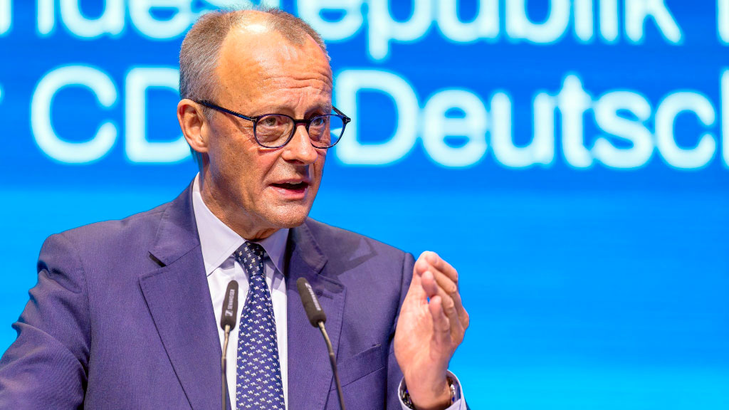 jubilación, sistema previsional, Friedrich Merz, Alemania, reforma, jubilación Alemania 2025, reforma previsional alemana, 45 años de aportes Alemania, edad jubilatoria Alemania, Rente 45 Beitragsjahre, jubilación anticipada Alemania, comisión jubilación Alemania, sistema jubilatorio alemán, Merz jubilación reforma, Deutsche Rentenversicherung