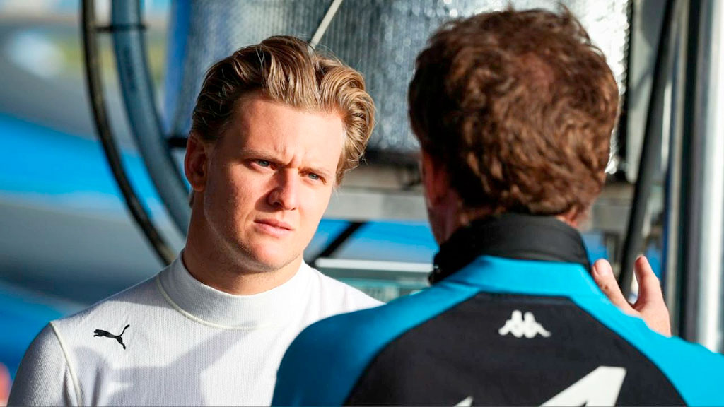 Mick Schumacher, IndyCar, Fórmula 1, Schumacher debut óvalo, IndyCar 2025, Mick Schumacher Phoenix, Franco Colapinto Alpine, Indy 500 Schumacher, automovilismo alemán, IndyCar temporada 2025, Mick Schumacher St. Petersburg, Ryan Briscoe entrenador