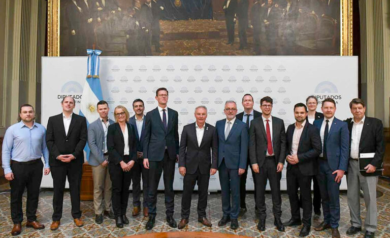 Stiftung Verbundenheit, Darío Schneider, Ministerio Federal del Interior de Alemania, comunidad germanoparlante Argentina, Darío Schneider diputado, FAAG Argentina, Alemania Argentina cooperación, BMI Argentina visita oficial