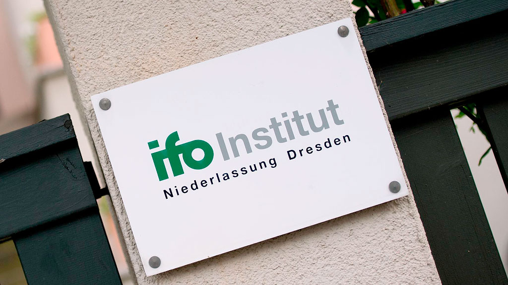 Alemania, economía, Ifo, Sajonia, Dresde, Inversiones, Mercado laboral, Innovación, Reunificación alemana, Alemania Oriental, economía alemana, instituto Ifo, inversión privada Alemania, competitividad Alemania, brecha económica este oeste Alemania, innovación en Alemania, mercado laboral Alemania, Turingia, Sajonia-Anhalt, crecimiento económico Alemania, población activa Alemania, desarrollo regional Alemania, economía europea, Alemania 2026
