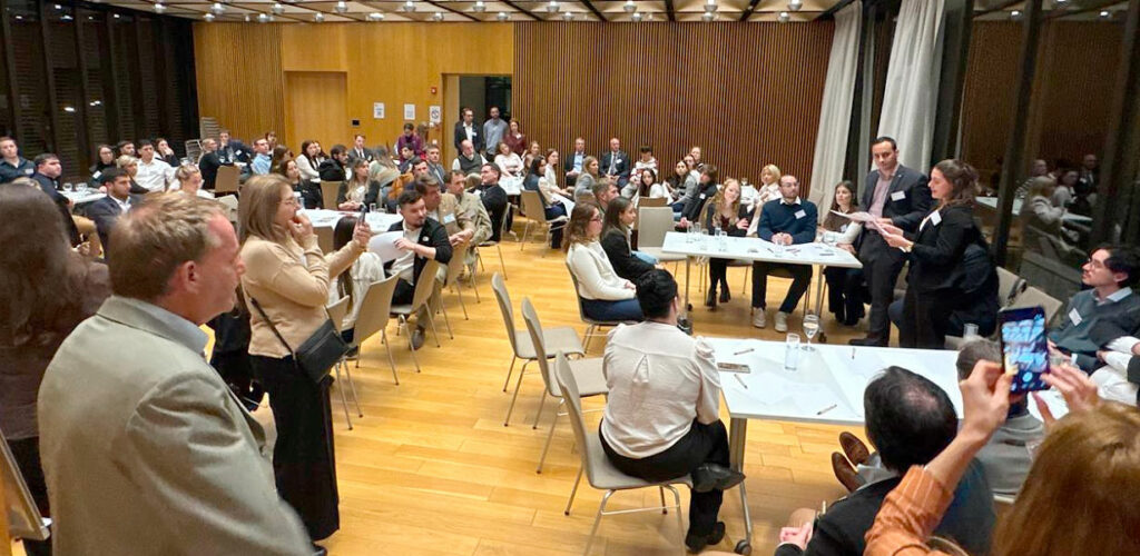 Embajada de Alemania, FAAG, Stiftung Verbundenheit, Comunidad argentino-alemana, Jóvenes argentino-germanos, instituciones argentino-alemanas, encuentro federal de jóvenes, colectividad alemana en Argentina, relaciones argentino-germanas, juventud argentino-germana, AHK Argentina, comunidad germana en Argentina, participación juvenil, intercambio institucional, Buenos Aires comunidad alemana