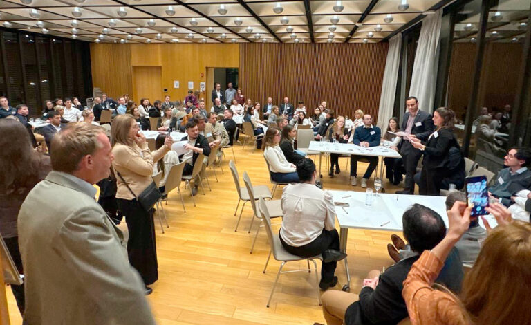 Embajada de Alemania, FAAG, Stiftung Verbundenheit, Comunidad argentino-alemana, Jóvenes argentino-germanos, instituciones argentino-alemanas, encuentro federal de jóvenes, colectividad alemana en Argentina, relaciones argentino-germanas, juventud argentino-germana, AHK Argentina, comunidad germana en Argentina, participación juvenil, intercambio institucional, Buenos Aires comunidad alemana