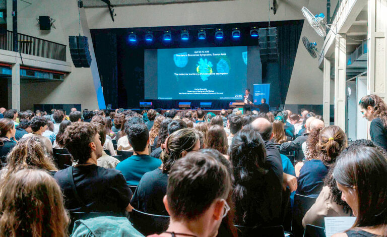 IBioBA, Sociedad Max Planck, CONICET, Frontiers in Bioscience, IBioBA CONICET Max Planck, cooperación científica Argentina Alemania, Damián Refojo, Moritz Helmstaedter, Sociedad Max Planck América Latina, biociencias Argentina, FOCEM Mercosur biomedicina, Andrea Gamarnik dengue, Peter Mombaerts, simposio biomedicina Buenos Aires