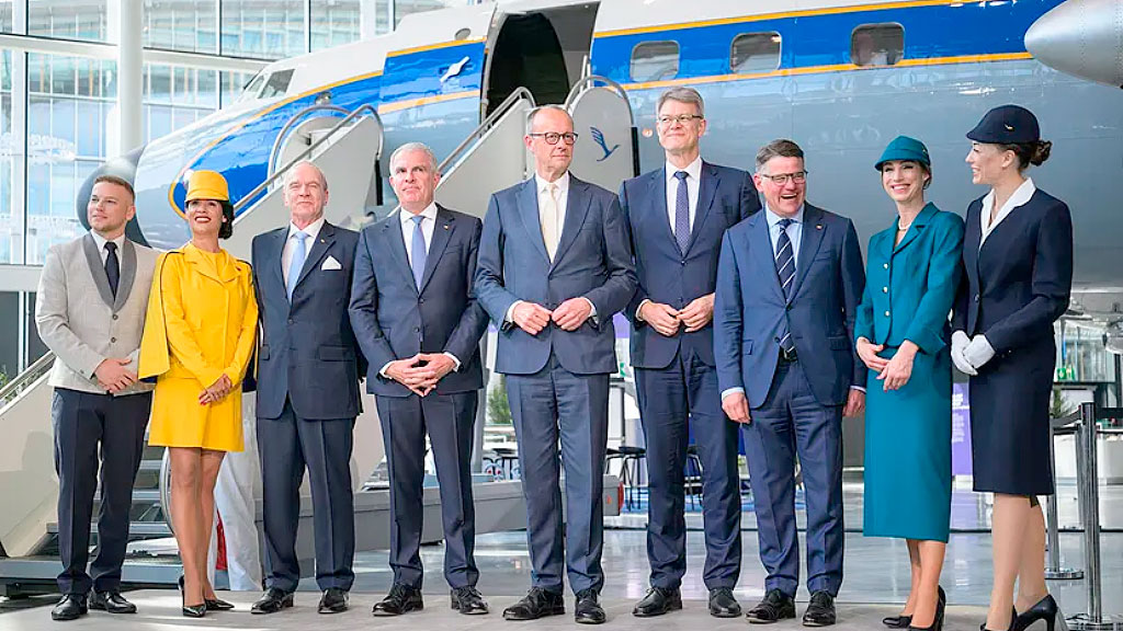 Lufthansa, Friedrich Merz, Cityline, centenario de Lufthansa, crisis Lufthansa, huelga pilotos Lufthansa, Cityline cierre, Carsten Spohr, Vereinigung Cockpit, Ufo sindicato, aerolínea premium o low-cost, conflicto gremial Lufthansa, aviación Alemania