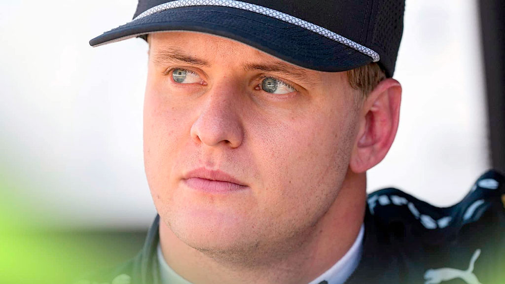 Mick Schumacher, IndyCar, Cadillac, Indy 500, debut Mick Schumacher Indianápolis, Rahal Letterman Lanigan Racing, 110ª edición Indy 500, Álex Palou pole, rookie Indianápolis 2026, Bobby Rahal, Takuma Sato, Michael Schumacher hijo IndyCar