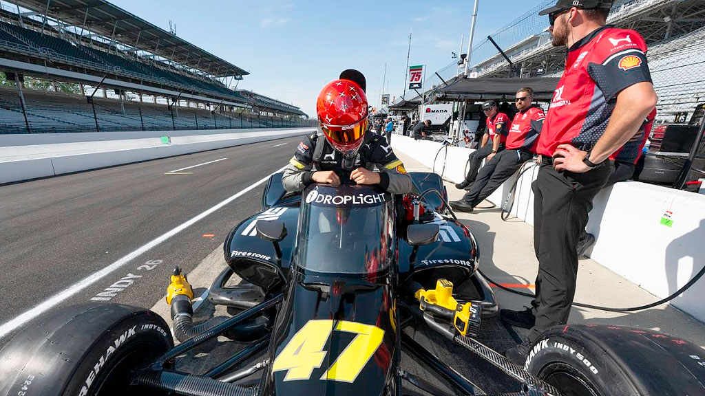 Mick Schumacher, IndyCar, Cadillac, Indy 500, debut Mick Schumacher Indianápolis, Rahal Letterman Lanigan Racing, 110ª edición Indy 500, Álex Palou pole, rookie Indianápolis 2026, Bobby Rahal, Takuma Sato, Michael Schumacher hijo IndyCar