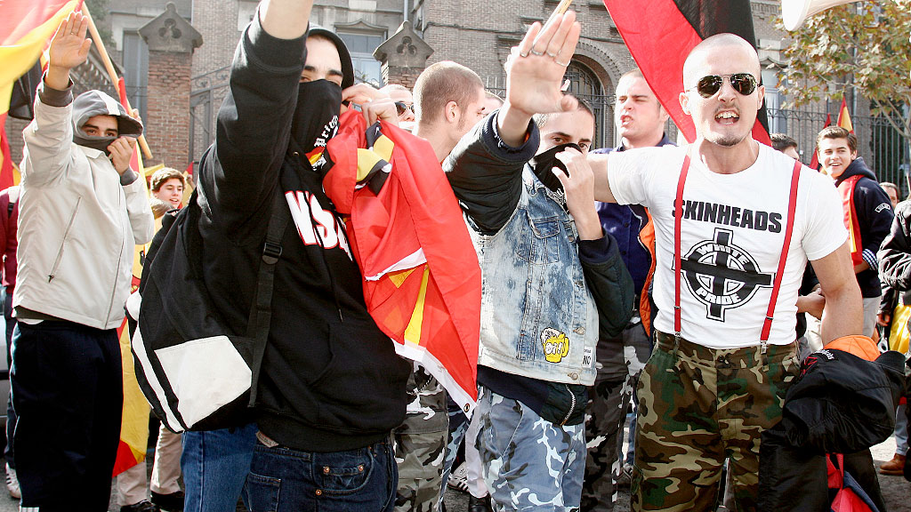 neonazis, Alemania, Fiscalía General Federal, operativo contra neonazis, Jung und Stark Alemania, Deutsche Jugend voran, extremismo de derecha Alemania, jóvenes neonazis Alemania, Stefanie Hubig extrema derecha, Fiscalía General Federal Alemania, ultraderecha juvenil Alemania, redadas neonazis Bundesländer, Letzte Verteidigungswelle
