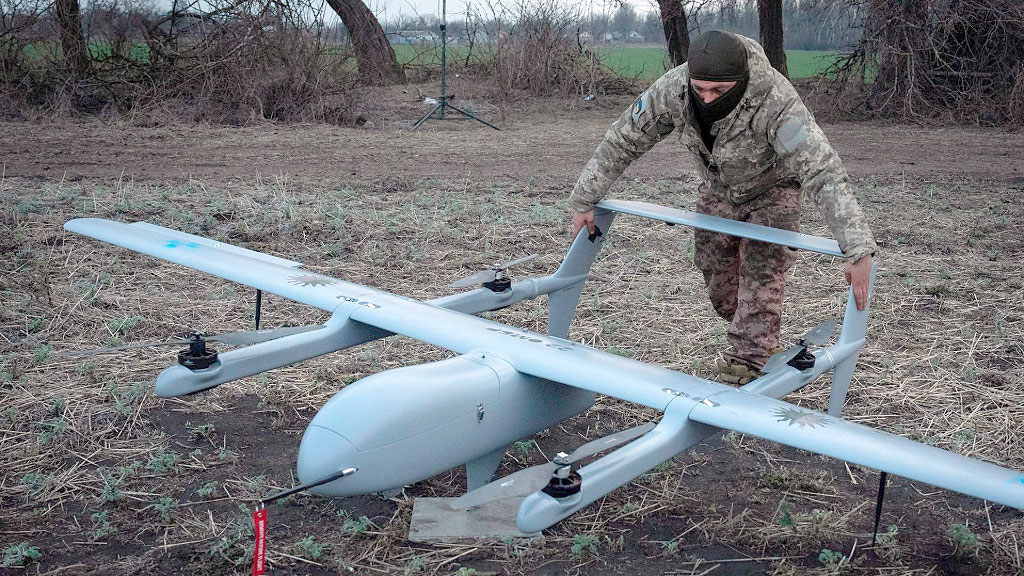 Boris Pistorius, Ucrania, drones, cooperación militar Alemania Ucrania, Boris Pistorius Kiev, drones de largo alcance, deep strike, Mijailo Fedorov, producción conjunta de armamento, guerra Ucrania Rusia, tregua Trump, Brave One plataforma, asociación estratégica Alemania Ucrania