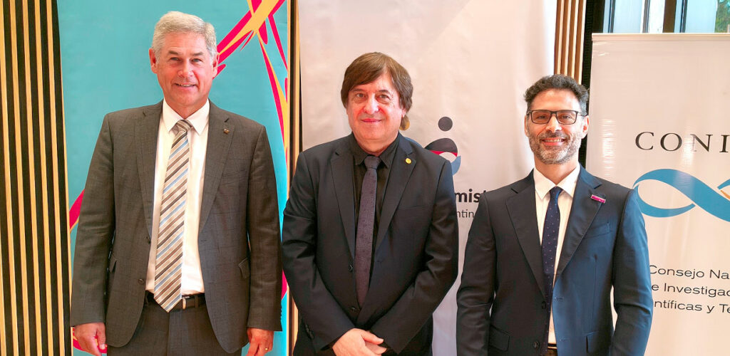 Embajada de Alemania, Premio Merck-CONICET, Innovación en Ciencias de la Salud, Daniel Salamone CONICET, Marcelo Ponte Merck Argentina, Peter Neven Embajada de Alemania, cooperación científica Argentina Alemania, inversión privada en ciencia, alianza público-privada salud, 95 años de Merck en Argentina, DAAD intercambio académico, ciencia argentina financiamiento