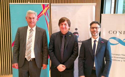 Embajada de Alemania, Premio Merck-CONICET, Innovación en Ciencias de la Salud, Daniel Salamone CONICET, Marcelo Ponte Merck Argentina, Peter Neven Embajada de Alemania, cooperación científica Argentina Alemania, inversión privada en ciencia, alianza público-privada salud, 95 años de Merck en Argentina, DAAD intercambio académico, ciencia argentina financiamiento