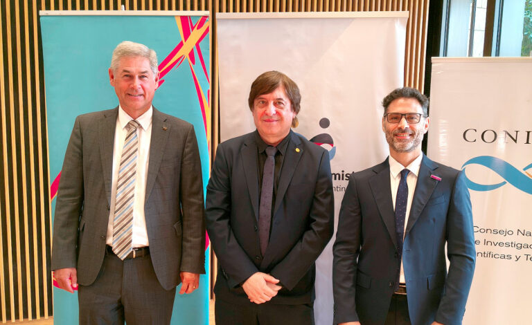 Embajada de Alemania, Premio Merck-CONICET, Innovación en Ciencias de la Salud, Daniel Salamone CONICET, Marcelo Ponte Merck Argentina, Peter Neven Embajada de Alemania, cooperación científica Argentina Alemania, inversión privada en ciencia, alianza público-privada salud, 95 años de Merck en Argentina, DAAD intercambio académico, ciencia argentina financiamiento