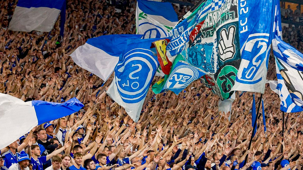 Schalke 04, Bundesliga, Felipe Sánchez, Schalke 04 campeón, ascenso Schalke 04, 2. Bundesliga campeón 2025/26, Felipe Sánchez Schalke, Edin Džeko Schalke, Miron Muslić Schalke, Loris Karius Schalke, regreso Schalke a la Bundesliga, clásico Schalke Borussia Dortmund, crisis Schalke 04