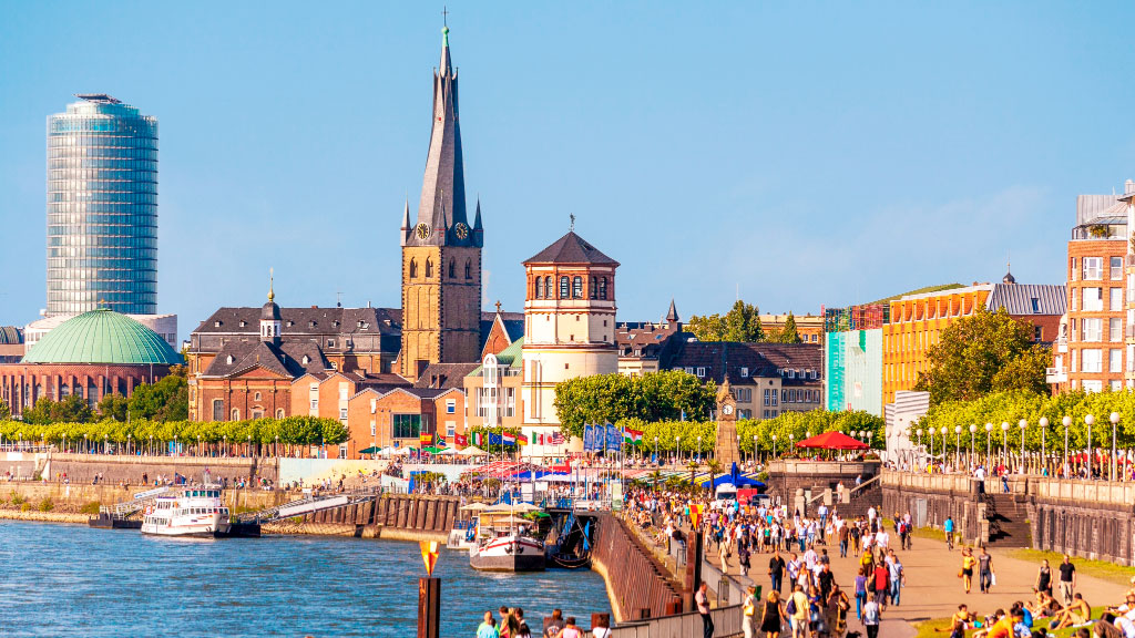 Alemania, Erfurt, Glücksatlas, calidad de vida, felicidad, Múnich, sociedad, estudios, ciudades, bienestar, Glücksatlas 2026, felicidad en Alemania, ciudades más felices de Alemania, Erfurt ciudad más feliz, calidad de vida en Alemania, satisfacción de vida Alemania, ranking de ciudades alemanas, Múnich felicidad, Augsburg felicidad, bienestar en Alemania, estudio Glücksatlas, Universidad de Friburgo, SKL Glücksatlas, felicidad urbana Alemania, calidad de vida y felicidad, ciudades alemanas, satisfacción ciudadana, bienestar subjetivo, ranking de felicidad, Alemania y calidad de vida