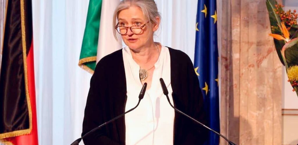 Catalina Cullas, Embajada de Alemania, comunidad germanoparlante, relaciones Alemania-Argentina, diplomacia alemana, Dieter Lamlé, nueva embajadora de Alemania en Argentina, Embajada de Alemania en Argentina, Dieter Lamlé, relaciones Alemania Argentina, diplomacia alemana, comunidad germanoparlante, embajadora alemana, primera mujer embajadora de Alemania en Argentina, Alemania Argentina, política exterior alemana, Unión Europea, servicio exterior alemán, bicentenario inmigración alemana, cooperación bilateral, Buenos Aires Berlín