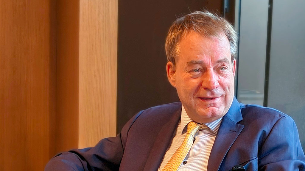 Dieter Lamlé, Argentinien, Deutsche Botschaft, Deutsch-argentinische Beziehungen, Buenos Aires, Deutschland, Deutsche Einwanderung, Deutsche Gemeinschaft, Johann Wadephul, Deutsch-argentinische Wirtschaft, Dieter Lamlé Interview, Deutsch-argentinische Beziehungen, Deutsche Botschaft Buenos Aires, Deutsche Einwanderung in Argentinien, 200 Jahre deutsche Einwanderung, Deutsche Gemeinschaft in Argentinien, Argentinien Deutschland, Deutsche Investitionen in Argentinien, Duales Ausbildungssystem, Johann Wadephul, Vaca Muerta, Daimler Truck Argentinien, Deutsche Wirtschaft in Argentinien, Deutsch-argentinische Zusammenarbeit, Dieter Lamlé verabschiedet sich aus Argentinien, Bilanz des deutschen Botschafters in Argentinien, Zukunft der deutsch-argentinischen Beziehungen, 200 Jahre deutsche Einwanderung in Argentinien, Deutsche Investitionen in Argentinien 2025