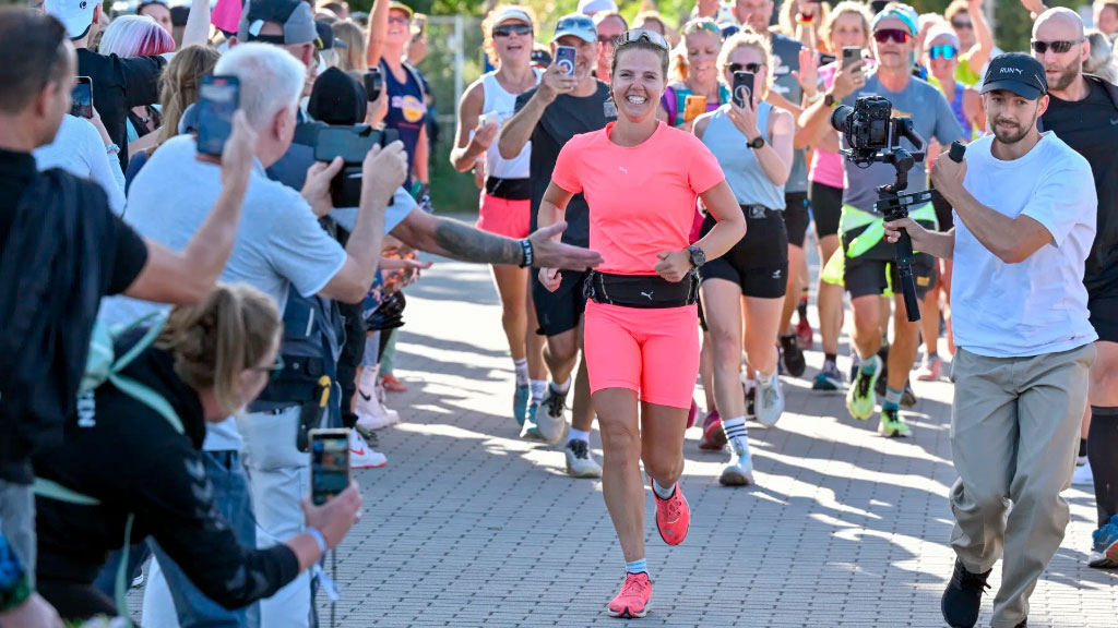 Joyce Hübner, récord mundial, maratón, Alemania, Running, Atletismo, Deportes, Ultramaratón, Baja Sajonia, Berlín, Hilde Dosogne, Resistencia física, Récord Guinness, La alemana que corrió 367 maratones en 367 días, Joyce Hübner rompe el récord mundial de maratones consecutivos, La corredora alemana que busca completar 495 maratones seguidos