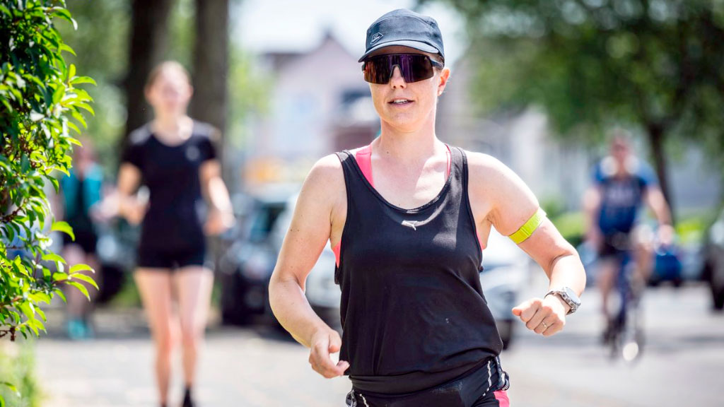 Joyce Hübner, récord mundial, maratón, Alemania, Running, Atletismo, Deportes, Ultramaratón, Baja Sajonia, Berlín, Hilde Dosogne, Resistencia física, Récord Guinness, La alemana que corrió 367 maratones en 367 días, Joyce Hübner rompe el récord mundial de maratones consecutivos, La corredora alemana que busca completar 495 maratones seguidos